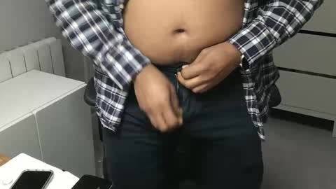 Snapshot of joeshades21 chatting on 02-13-25, 02:09 joeshades21 online show from 02-13-25, 02:09