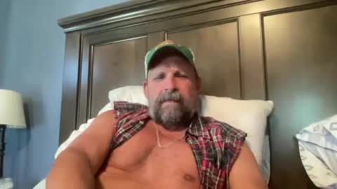 Snapshot of joestros chatting on 10-06-25, 08:28 joestros online show from 10-06-25, 08:28