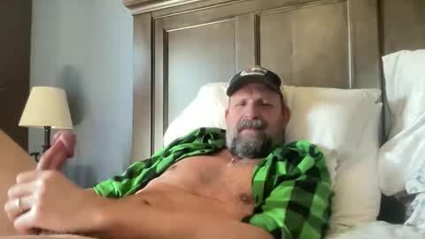 Snapshot of joestros chatting on 03-09-26, 08:13 joestros online show from 03-09-26, 08:13