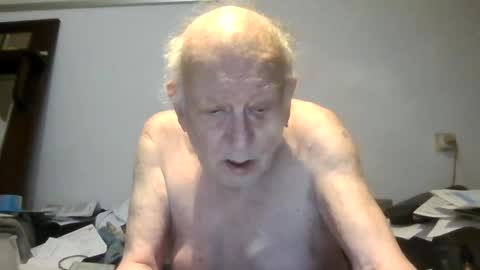 Snapshot of johan1948 chatting on 12-08-24, 03:56 Johan online show from 12-08-24, 03:56