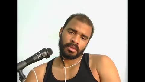 Snapshot of johan2222222222 chatting on 02-09-26, 01:48 johan2222222222 online show from 02-09-26, 01:48