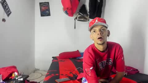 johan_and_antonella online show from 04-02-26, 07:17