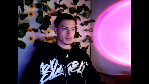 Snapshot of johan_parker222 chatting on 09-16-25, 02:12 johan_parker222 online show from 09-16-25, 02:12