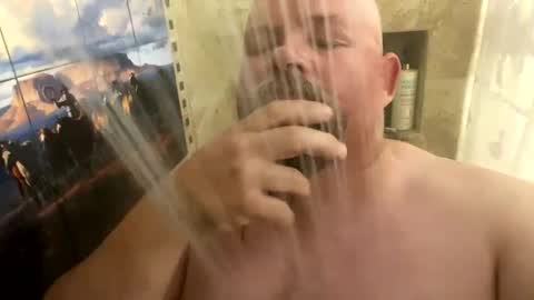 Snapshot of john40a chatting on 09-18-25, 01:51 John online show from 09-18-25, 01:51