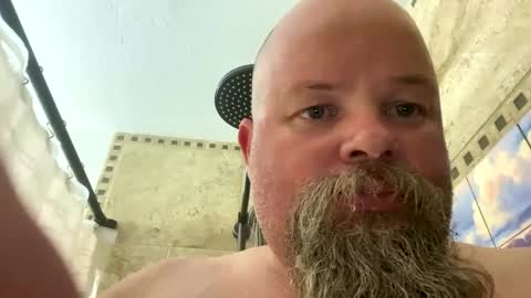 Snapshot of john40a chatting on 09-21-25, 03:30 John online show from 09-21-25, 03:30