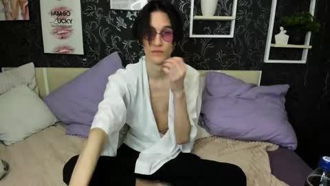 john__strong online show from 05-31-26, 01:18