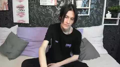 john__strong online show from 06-20-26, 03:15