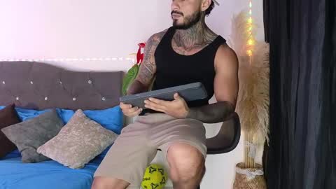 John  online show from 04-25-26, 01:41