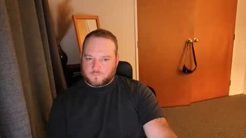 Snapshot of john_bear1 chatting on 04-08-26, 05:51 john_bear1 online show from 04-08-26, 05:51