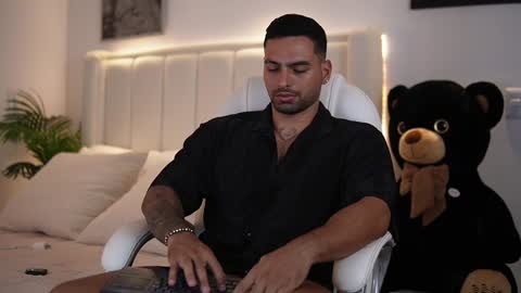 Snapshot of john_king29 chatting on 12-09-24, 10:52 john online show from 12-09-24, 10:52