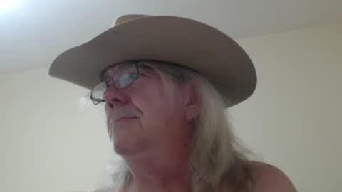 Snapshot of john_little_one chatting on 01-07-25, 01:06 JOHN online show from 01-07-25, 01:06