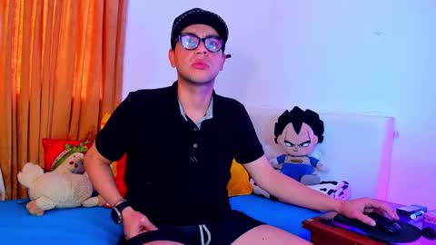 John online show from 12-18-25, 06:36