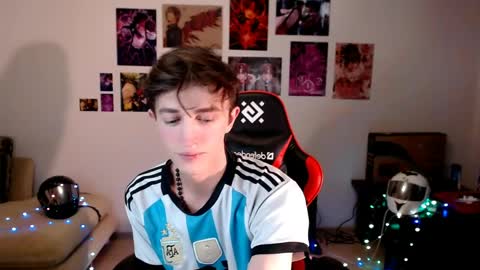 john_winx online show from 04-11-26, 03:27