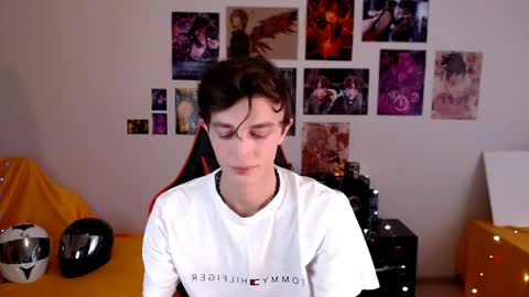 Snapshot of john_winx chatting on 05-21-26, 06:09 john_winx online show from 05-21-26, 06:09