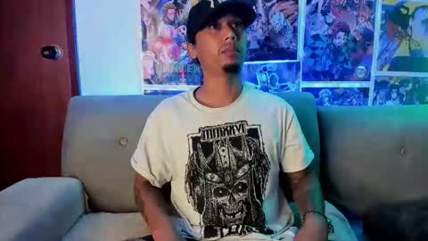 John carrie    Independent  Help me reach my goal 100 likes and 10000 followers  online show from 01-16-26, 01:20