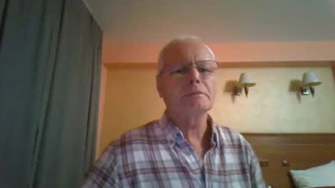 johndesnudado online show from 11-09-25, 09:35