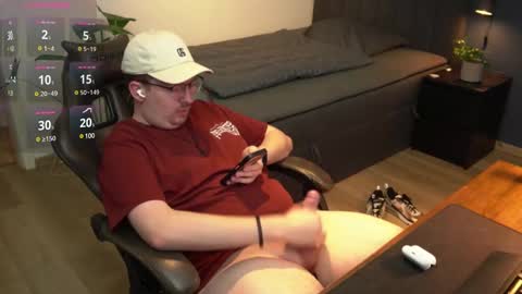 Snapshot of johndor22 chatting on 02-09-25, 06:58 Jones online show from 02-09-25, 06:58