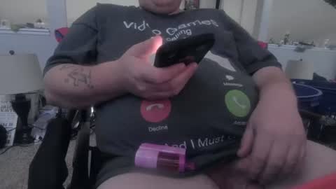 Snapshot of johnfernandez784 chatting on 06-29-26, 10:15 johnfernandez784 online show from 06-29-26, 10:15
