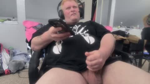 Snapshot of johnfernandez784 chatting on 07-17-26, 03:50 johnfernandez784 online show from 07-17-26, 03:50