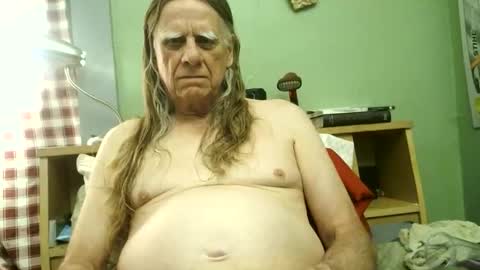 Snapshot of johnnieq1971 chatting on 06-01-26, 01:18 johnnieq1971 online show from 06-01-26, 01:18