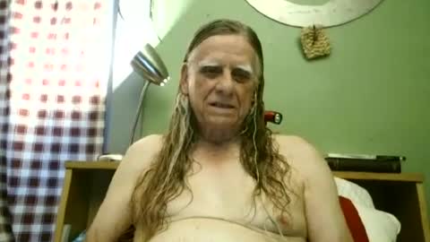 Snapshot of johnnieq1971 chatting on 06-29-26, 12:50 johnnieq1971 online show from 06-29-26, 12:50