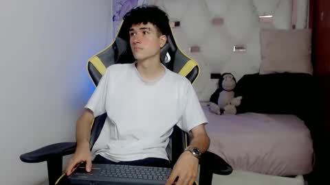 johnny_cagee online show from 01-15-26, 04:17