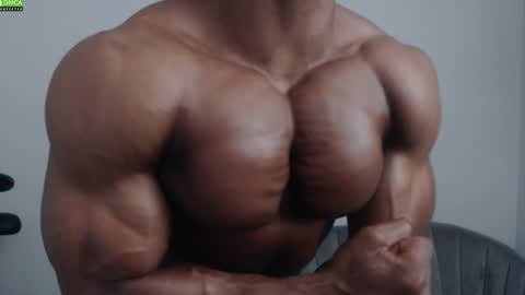 Snapshot of johnnydolce50 chatting on 12-01-24, 11:47 MASTER OF SUBS BETA SLAVES online show from 12-01-24, 11:47