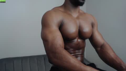 Snapshot of johnnydolce50 chatting on 02-17-25, 07:10 MASTER OF SUBS BETA SLAVES online show from 02-17-25, 07:10