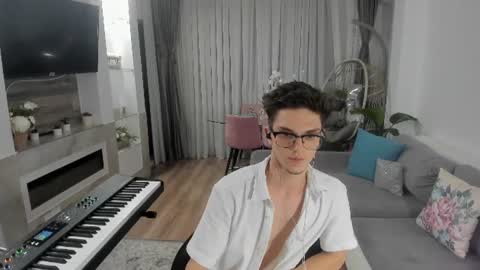 Johnny k. online show from 08-04-26, 06:43