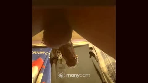 johnnyshung1 online show from 12-01-24, 07:14