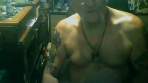 johnnyshung1 online show from 11-20-25, 10:48