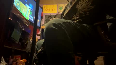 johnnyshung1 online show from 02-04-26, 12:22