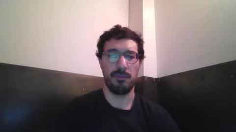 Snapshot of johnparis7575 chatting on 01-08-25, 12:15 Johnfrench online show from 01-08-25, 12:15