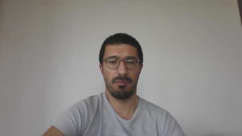 Snapshot of johnparis7575 chatting on 10-21-25, 04:30 Johnfrench online show from 10-21-25, 04:30