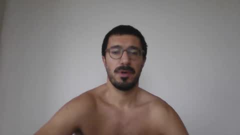 Snapshot of johnparis7575 chatting on 10-30-25, 02:29 Johnfrench online show from 10-30-25, 02:29