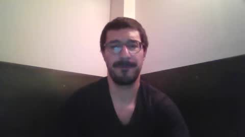 Snapshot of johnparis7575 chatting on 11-09-25, 09:02 Johnfrench online show from 11-09-25, 09:02