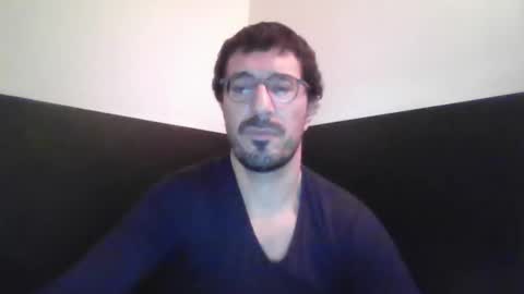 Snapshot of johnparis7575 chatting on 11-28-25, 10:23 Johnfrench online show from 11-28-25, 10:23