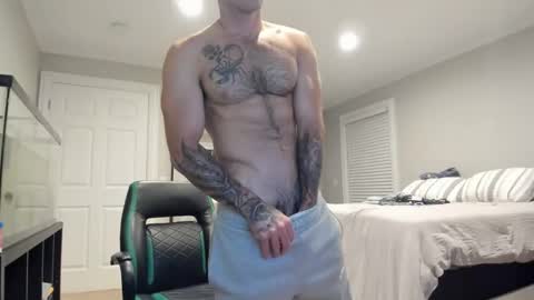 Snapshot of johnprice325 chatting on 06-11-26, 03:59 johnprice325 online show from 06-11-26, 03:59