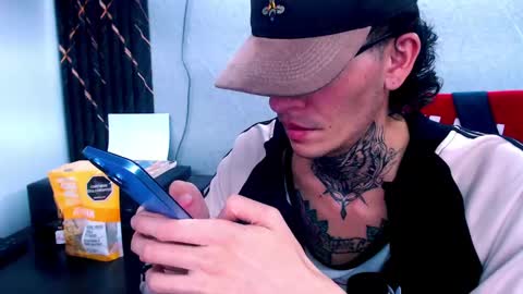 Snapshot of johnsonisaac94_ chatting on 02-17-25, 07:15 johnsonisaac94  online show from 02-17-25, 07:15