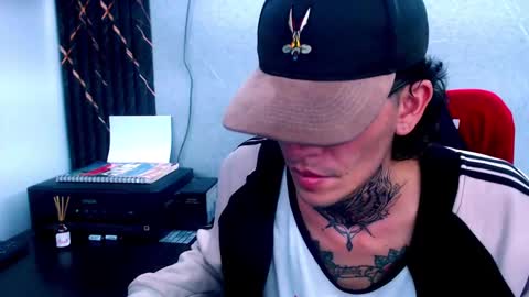 Snapshot of johnsonisaac94_ chatting on 02-17-25, 10:18 johnsonisaac94  online show from 02-17-25, 10:18