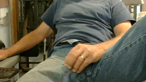 johnstrong online show from 06-28-26, 02:34