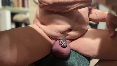 Snapshot of johntwoall chatting on 10-06-25, 05:10 Pixies john online show from 10-06-25, 05:10