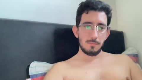 Snapshot of johnukber chatting on 05-18-26, 05:41 John Ukber online show from 05-18-26, 05:41