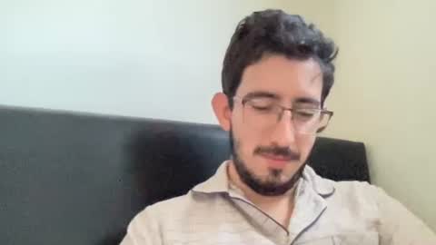 Snapshot of johnukber chatting on 05-21-26, 04:36 John Ukber online show from 05-21-26, 04:36