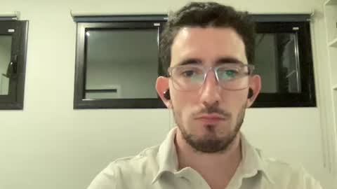 Snapshot of johnukber chatting on 06-02-26, 01:18 John Ukber online show from 06-02-26, 01:18