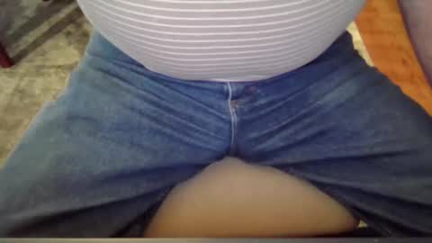 Snapshot of johnxxx549 chatting on 10-23-25, 12:15 johnxxx549 online show from 10-23-25, 12:15