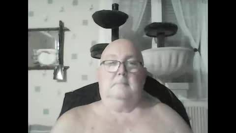 Snapshot of jojo60000529566 chatting on 12-03-24, 01:41 jojo60000529566 online show from 12-03-24, 01:41