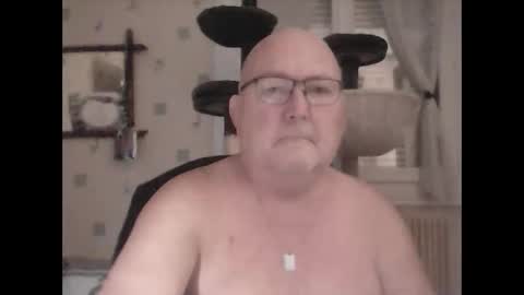 Snapshot of jojo60000529566 chatting on 12-04-24, 08:12 jojo60000529566 online show from 12-04-24, 08:12