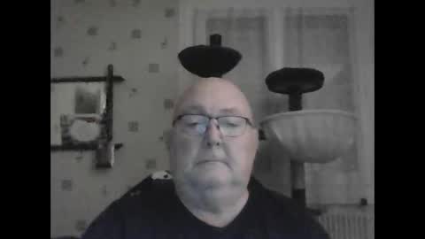 Snapshot of jojo60000529566 chatting on 12-11-24, 05:04 jojo60000529566 online show from 12-11-24, 05:04