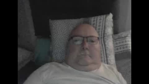 Snapshot of jojo60000529566 chatting on 01-26-25, 05:45 jojo60000529566 online show from 01-26-25, 05:45